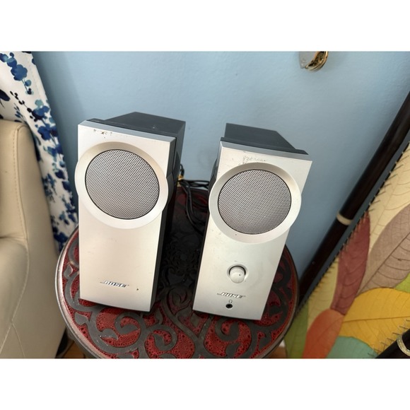 BOSE - Companion 2 Series I Multimedia Speaker System 2 Speakers  Good Cond